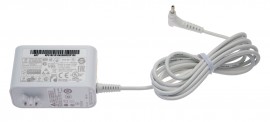 Acer Netzteil / Ladegerät weiß 12V / 1,5A / 18W mit Netzstecker UK / GB / IE Aspire Switch 10 SW5-015 Serie (Original)