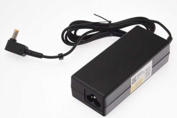 Packard Bell Chargeur Alimentation 19V / 3,42A / 65W avec fiche oneTwo M3600 Serie (Original)